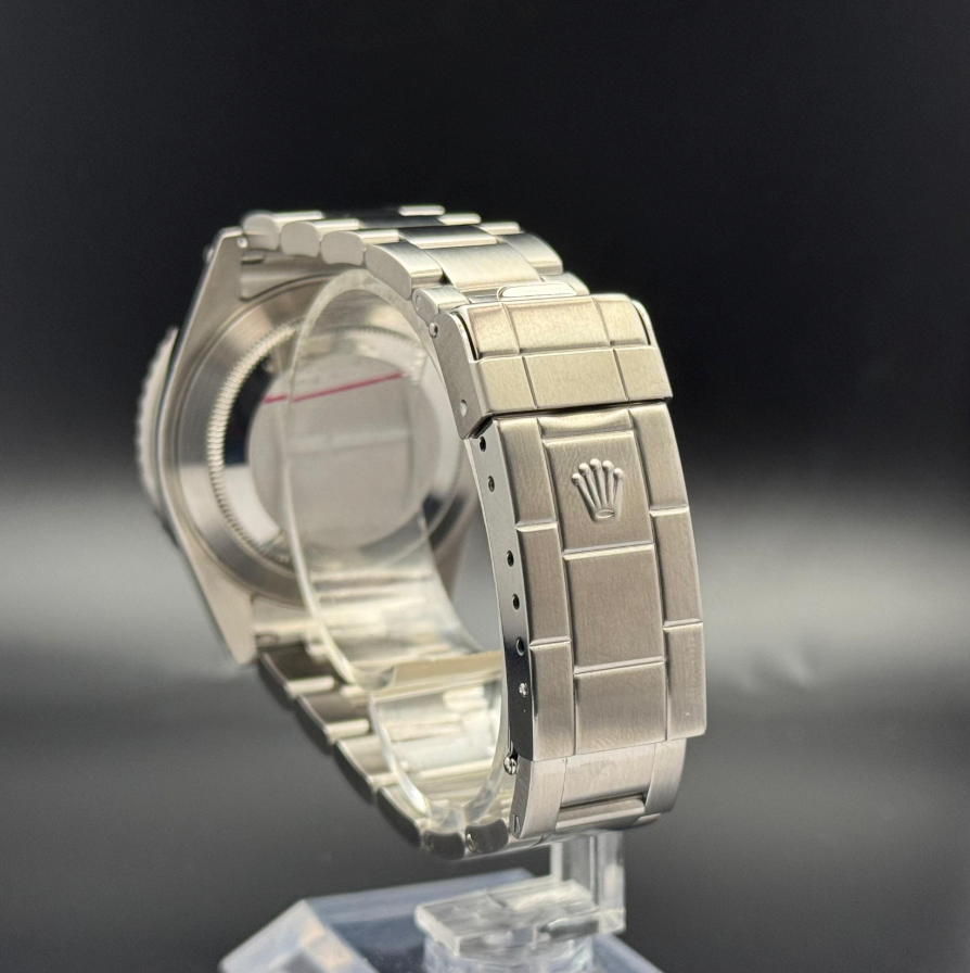 Rolex Submariner Date