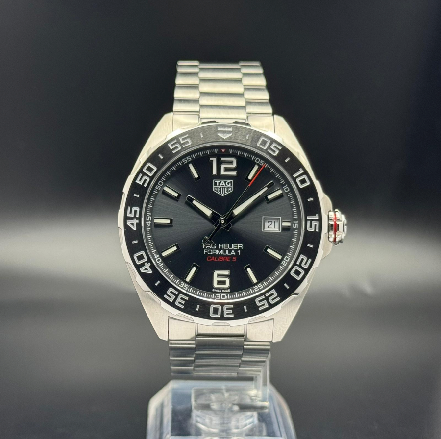 TAG Heuer Formula 1 Calibre 5