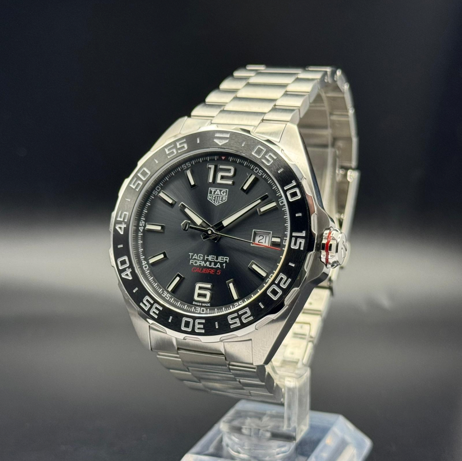 TAG Heuer Formula 1 Calibre 5