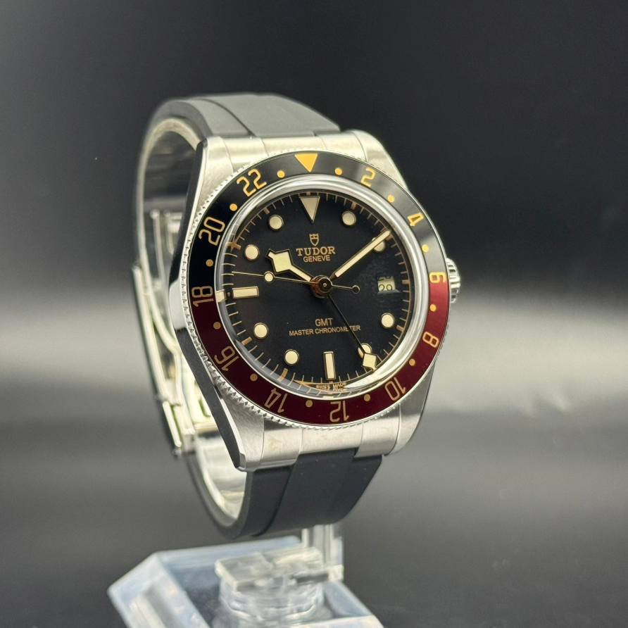 Tudor Black Bay GMT