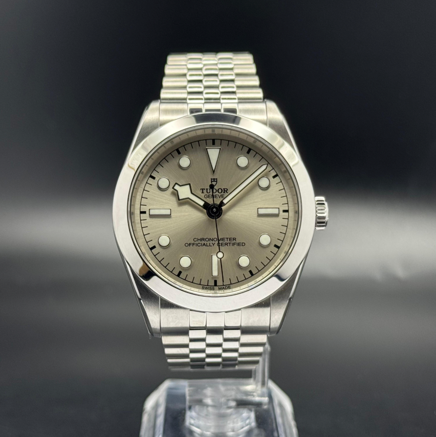 Tudor Black Bay One 39